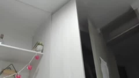 Natasha Independent model online show from February 12, 10:56 am