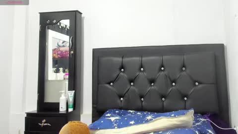 natasshaa_brown online show from October 15, 1:30 am