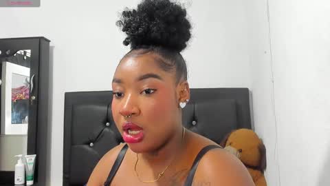 natasshaa_brown online show from October 14, 12:35 am