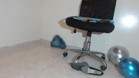 nath_dawson online show from September 9, 12:49 pm