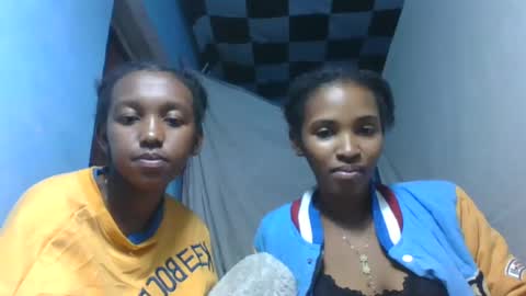 nathalia069 online show from July 4, 7:32 pm
