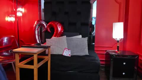 nathalie rossel online show from February 15, 6:23 pm