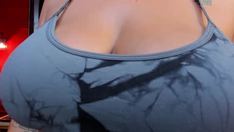 nathalie rossel online show from March 7, 7:16 pm