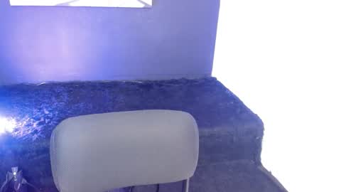   online show from October 18, 1:36 pm