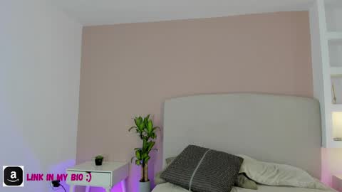 NATHALY  online show from April 4, 10:47 am