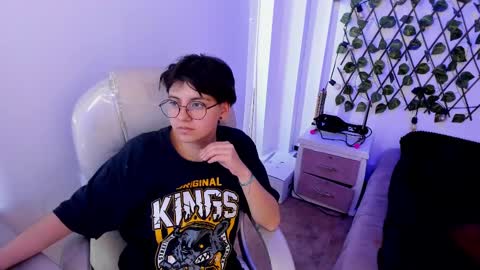 nathalyy_ds online show from October 4, 9:08 pm