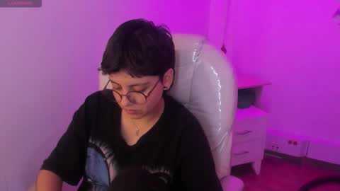 nathalyy_ds online show from March 21, 8:19 am