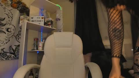 Nat  online show from February 14, 3:30 am