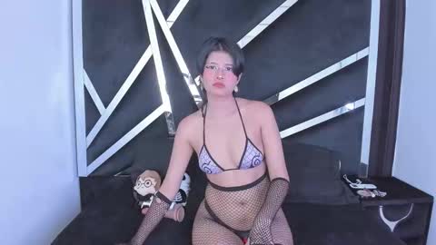 natsumiht online show from November 2, 5:22 am