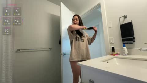 NATTY FIERROS online show from March 23, 5:19 pm