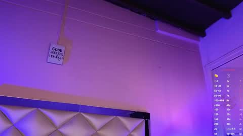 Naty Saenz online show from October 21, 9:46 am