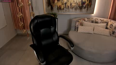 Naty Ferrer online show from February 3, 10:36 am