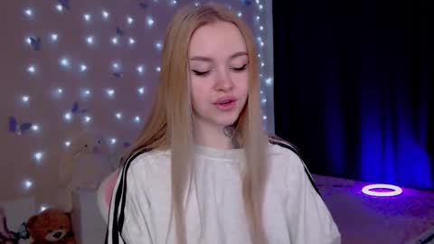 Mable online show from March 6, 2:17 am