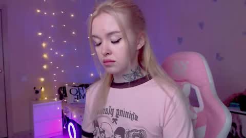 Mable online show from April 4, 1:26 am