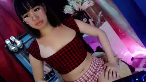 April slut69 online show from May 15, 3:04 pm