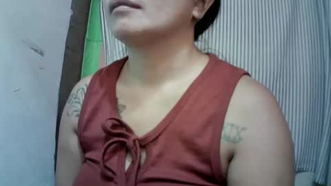 naughtymom_33 online show from February 20, 3:38 am