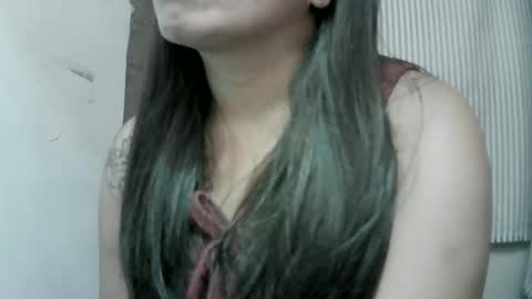 naughtymom_33 online show from February 20, 6:37 am