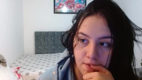 naughtyplayass online show from January 7, 3:26 pm