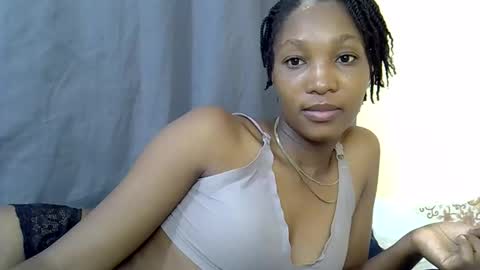 naughtyy4u online show from March 8, 2:15 am