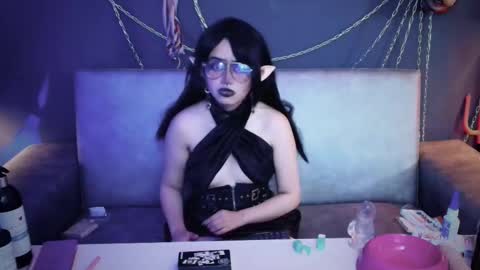 Navier  online show from December 1, 10:56 pm