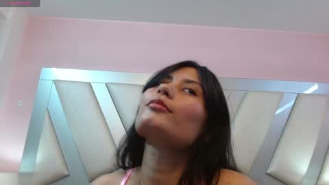 Naye  online show from February 1, 7:34 pm