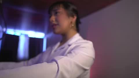 Nefertari online show from February 21, 1:34 pm