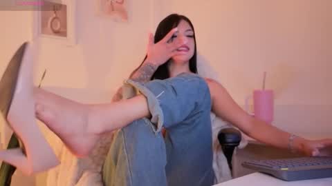 Hellen online show from February 7, 10:02 pm