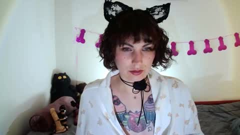 nefertiti_queen online show from March 27, 10:43 pm