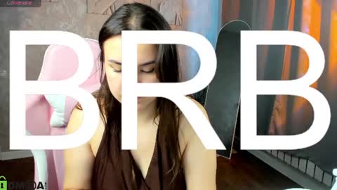 nelie_evans online show from July 6, 4:29 am