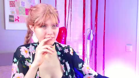 Nelly online show from February 19, 4:33 pm