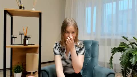 Leone online show from February 15, 4:15 am