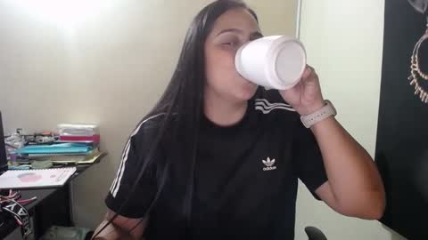 kelly lopez online show from September 25, 9:01 pm