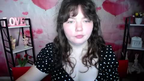 NeonilaLisova online show from February 13, 6:37 am