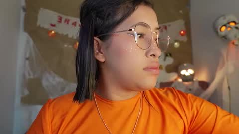 Helena    Every Friday new video for my fan club loves  online show from October 27, 6:13 pm