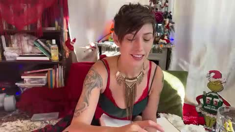 Momma Lily online show from December 2, 5:35 pm