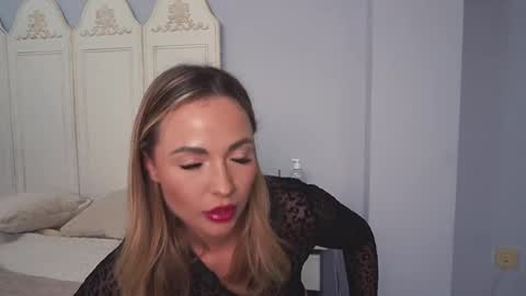 new dee online show from February 16, 9:26 am