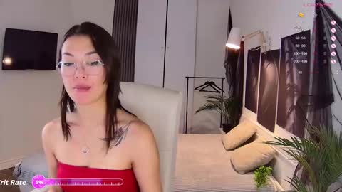 Snapshot of new_meow chatting on October 21, 9:57 am Alice online show from October 21, 9:57 am