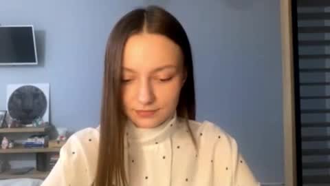 Agne online show from December 4, 3:03 pm