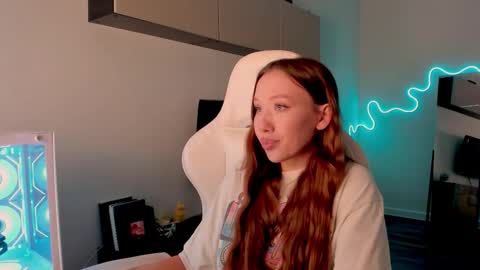 Mina online show from March 5, 8:43 am