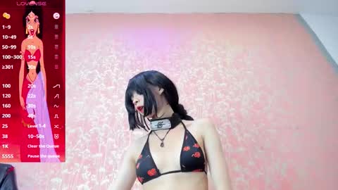 Snapshot of nezuko_mitsuri chatting on October 22, 5:18 pm NEZUKO MITSURI online show from October 22, 5:18 pm