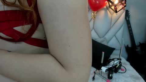 Milena online show from February 14, 2:12 pm