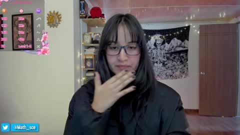 Snapshot of nia_blaze chatting on October 12, 4:09 pm Nia online show from October 12, 4:09 pm