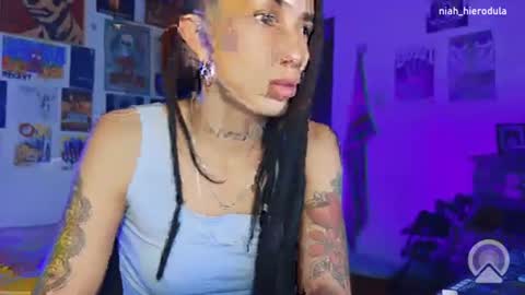 niah online show from June 25, 11:17 pm
