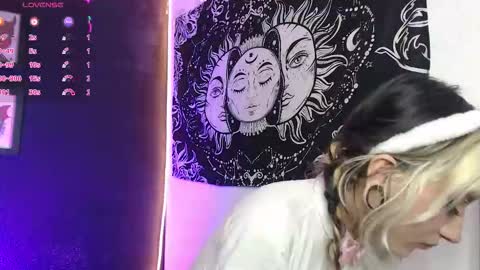  niakat  online show from October 10, 12:04 am