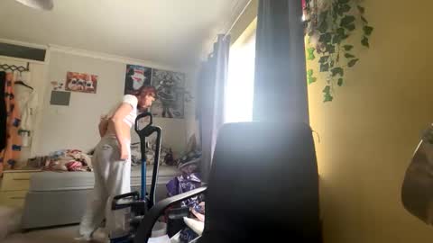 niarosemaryy online show from March 17, 12:09 pm