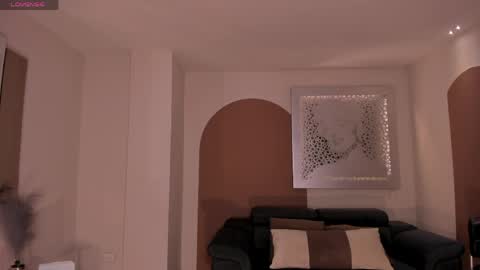 Call me Nia  online show from April 12, 4:54 pm