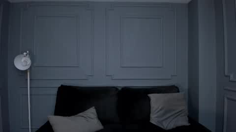 Call me Nia  online show from March 10, 7:18 pm