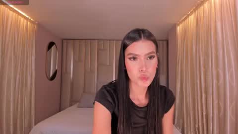 Call me Nia  online show from March 1, 7:15 pm