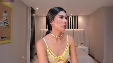 Call me Nia  online show from February 27, 7:37 pm