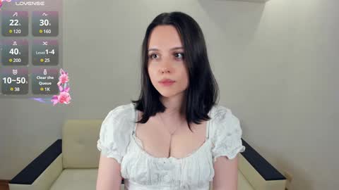 Alice  online show from December 29, 2:42 pm